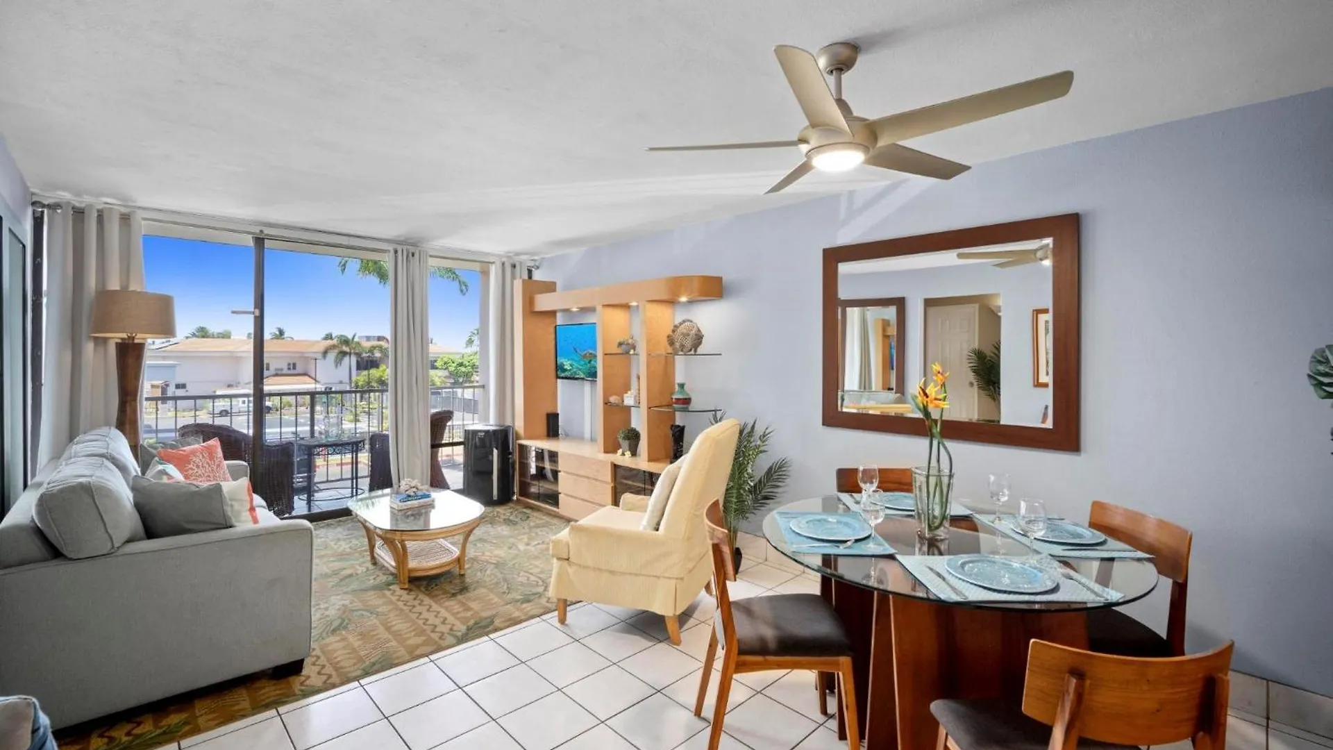 Apartment Charming 1Br Retreat In Heart Of Kihei - Steps From Charley Young Beach!